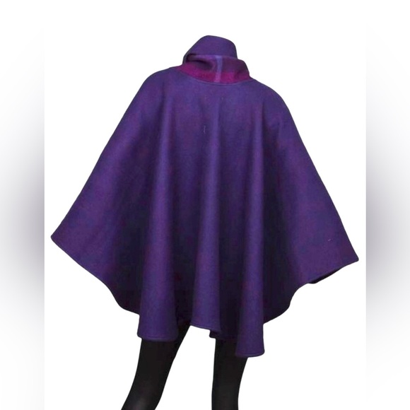 Burberry Merino Wool Reversible Cape Viola Check Horseferry Road London - Picture 3 of 14